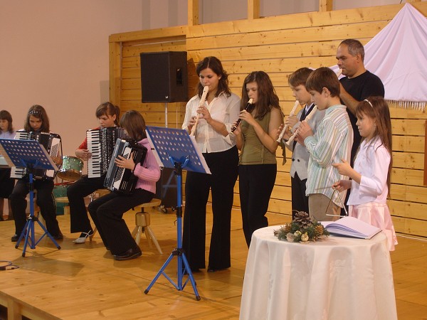Oce�ovanie naj�spe�nej��ch �iakov v p�sobnosti S�� 